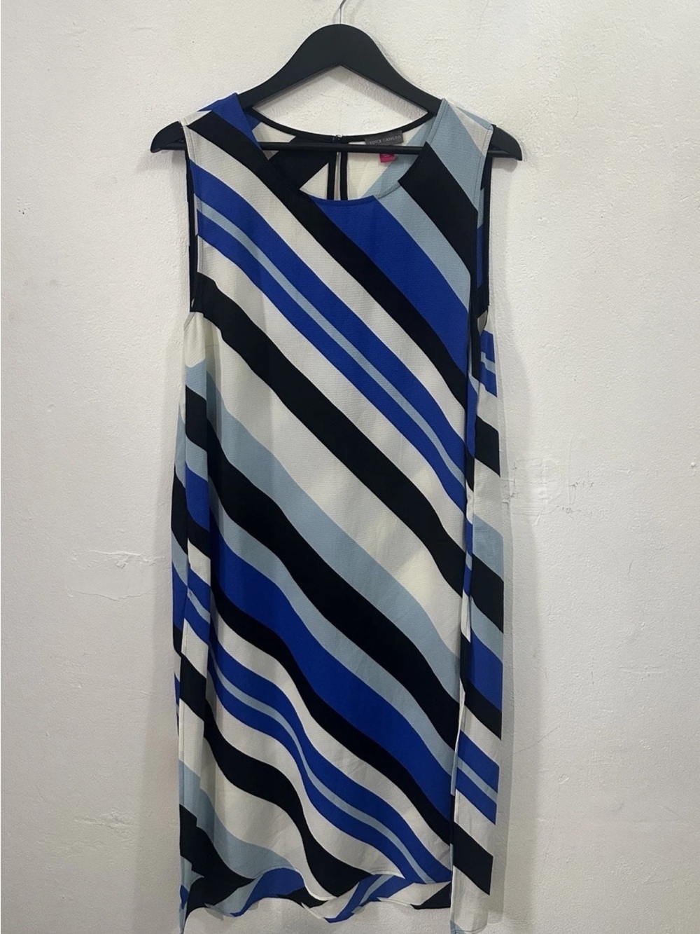 Vince Camuto Women’s Blue Stripe Sleeveless Shift Dress Size L Knee Length